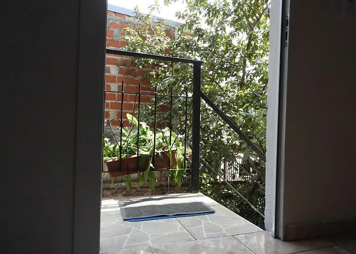 Departamento Nuevo, Amplio Y Cercano Al Centro De Posadas II